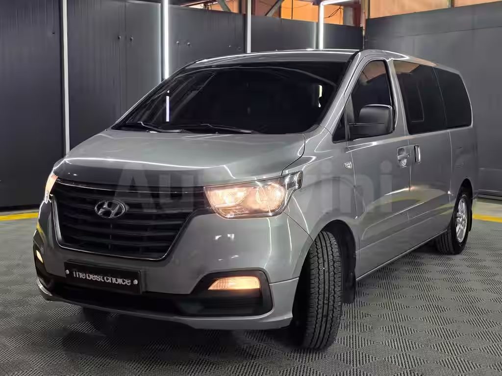 hyundai The New Grand Starex