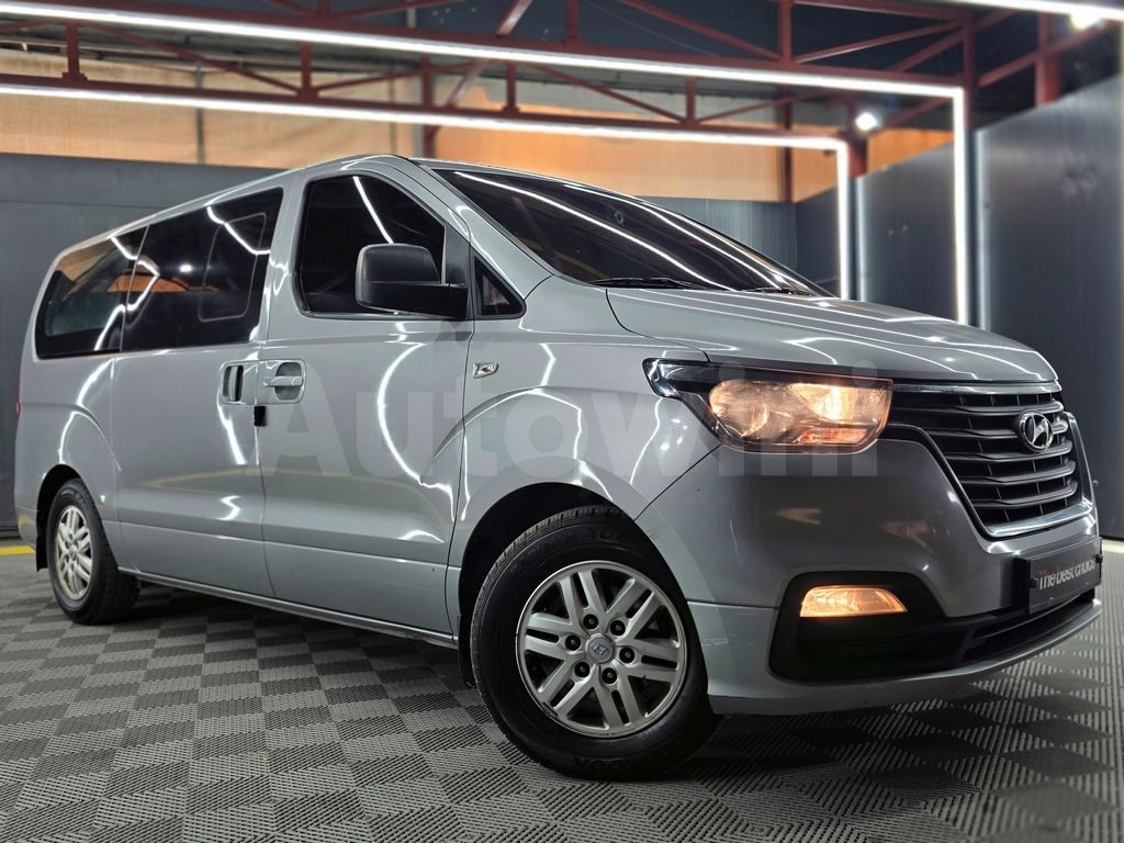 hyundai The New Grand Starex